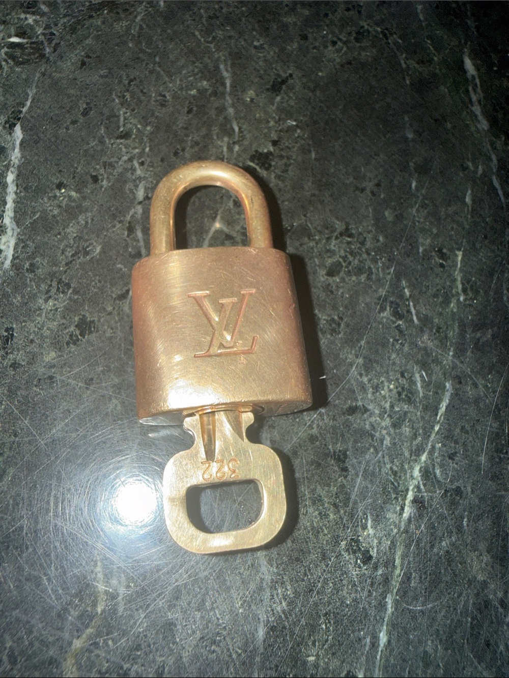 Louis Vuitton Lock and Key #322 - Picture 3 of 8